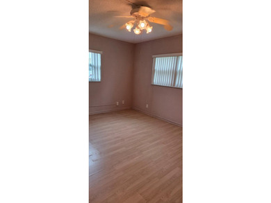 Beautifully updated 2 bedroom 2 bath corner unit In the - photo 17