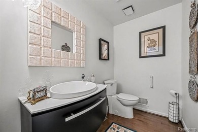 Welcome to this beautifully updated detached brick ranch condo - photo 19