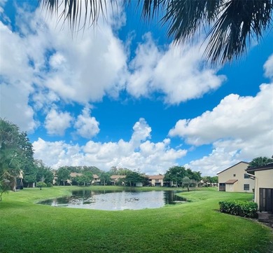 Lake Condo For Sale in Pompano Beach, Florida