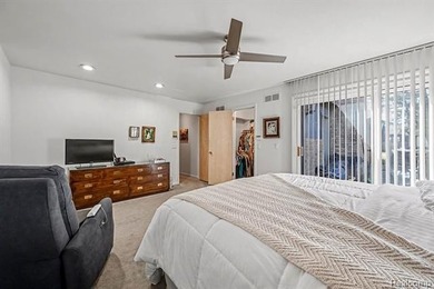 Welcome to this beautifully updated detached brick ranch condo - photo 21