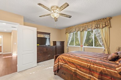 Beautiful 3 bedroom 3 bathroom 3 Car Garage home which is Easily - photo 24