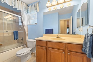 Beautiful 3 bedroom 3 bathroom 3 Car Garage home which is Easily - photo 28