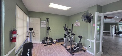Beautifully updated 2 bedroom 2 bath corner unit In the - photo 48