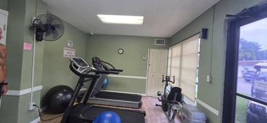 Beautifully updated 2 bedroom 2 bath corner unit In the - photo 49