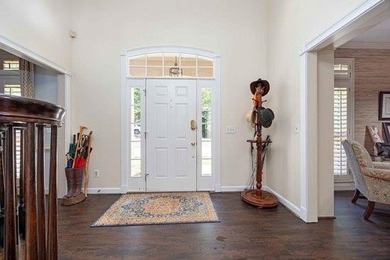SPECTACULAR BRICK WATERFRONT HOME W/AMENITIES GALORE! 4750 SQ - photo 2