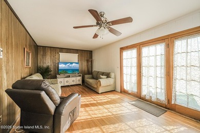 Custom two family detached home located in the exclusive - photo 11