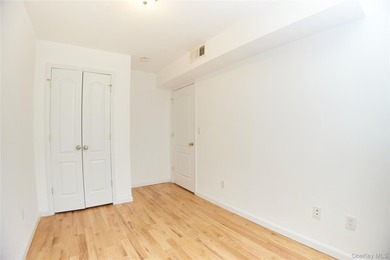 Welcome to this beautiful Condo featuring a private laundry room - photo 18