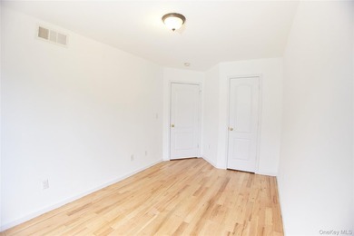 Welcome to this beautiful Condo featuring a private laundry room - photo 21