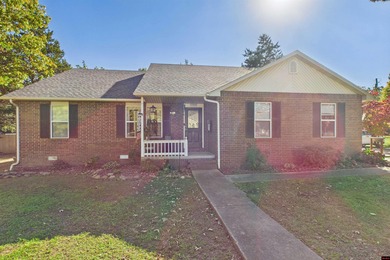 Norfork Lake Home For Sale in Mountain Home Arkansas