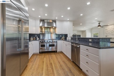 OPEN HOUSE SAT- SUN 1-4PM. East facing house, set on a quiet - photo 10