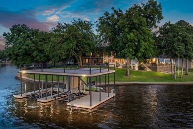 Lake Home For Sale in Gun Barrel City, Texas