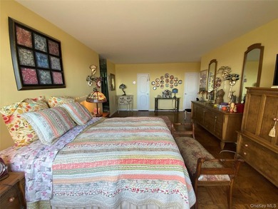 Building 1 Beauty! This wonderful corner showplace has it all!!! - photo 17