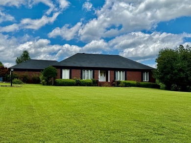 Welcome to a home where timeless craftsmanship, peaceful - photo 3