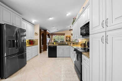 Sought-after Cypress III model on a premium wide lot in the - photo 4
