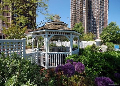Building 1 Beauty! This wonderful corner showplace has it all!!! - photo 27