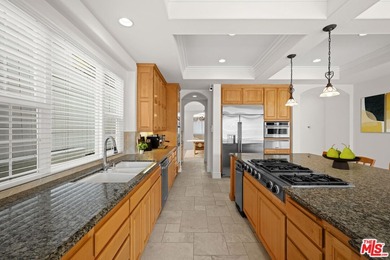 This beautiful, bright 5 bedroom and 4.5-bathroom home located - photo 6