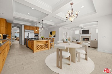 This beautiful, bright 5 bedroom and 4.5-bathroom home located - photo 7