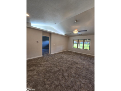 A stunning example of modern, maintenance-free living! This