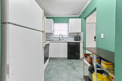 Discover your ideal lifestyle in this charming 2-bedroom - photo 6