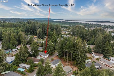 Lovingly updated Three Bed/Two Bath in Shorepines Village. Sip - photo 2