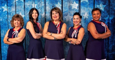 Janet Perkins with Janet Team 
Re/Max Executive Group, LLC in KY advertising on LakeHouse.com