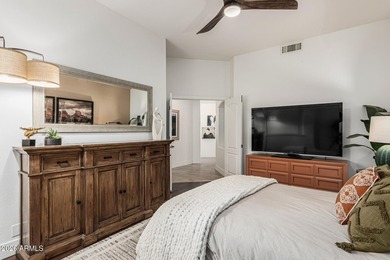 Beautifully remodeled home offering spectacular mountain views - photo 24