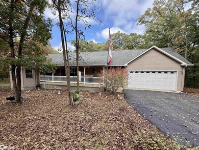 (private lake, pond, creek) Home For Sale in Mount Ayr Iowa