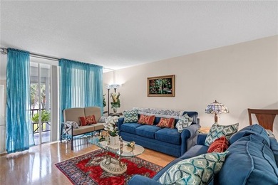 An oasis to call home, this beautiful 2BD/2BTH unit is in - photo 2