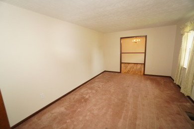 WELL MAINTAINED ALL BRICK HOME - photo 13