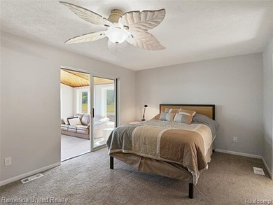 Experience the best of lakefront living with this move-in-ready - photo 27