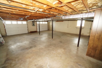WELL MAINTAINED ALL BRICK HOME - photo 22