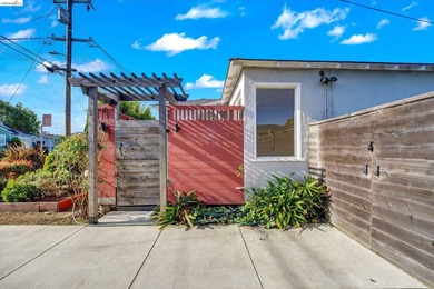 Charming property in Richmond's North & East neighborhood set on - photo 2