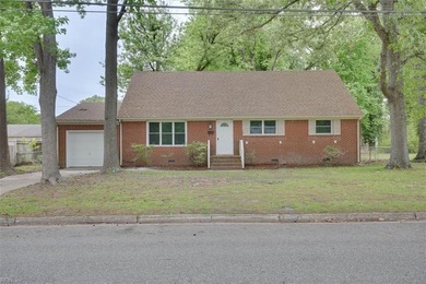 Welcome Home! This updated and upgraded 5 bedrooms, 3 full baths - photo 2