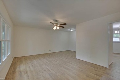 Welcome Home! This updated and upgraded 5 bedrooms, 3 full baths - photo 8