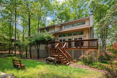 Lake Home For Sale in Pocono Pines, Pennsylvania