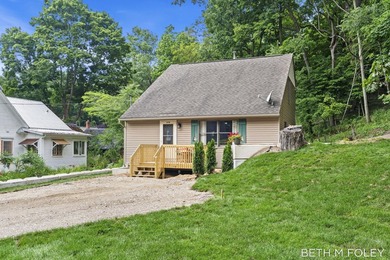 Completely renovated home, which is much larger than it looks - photo 1