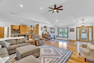 SOUTHERN LIVING, MEETS EQUESTRIAN LIVING ON 107 PRIVATE ACRES - photo 11