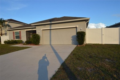 Come see for yourself this beautiful split floor plan 3-bedroom - photo 3