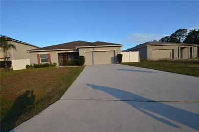 Come see for yourself this beautiful split floor plan 3-bedroom - photo 4