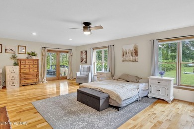 SOUTHERN LIVING, MEETS EQUESTRIAN LIVING ON 107 PRIVATE ACRES - photo 18