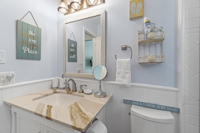 4/2 renovated waterfront home boasts private pool-new cutting - photo 24