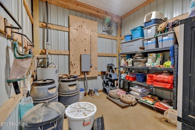 SOUTHERN LIVING, MEETS EQUESTRIAN LIVING ON 107 PRIVATE ACRES - photo 33