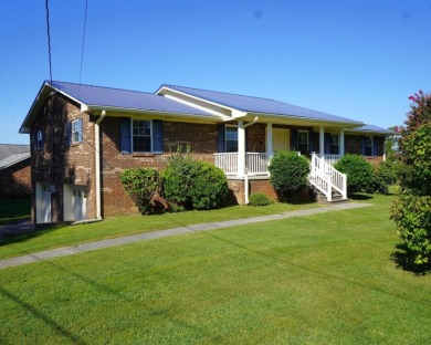WELL MAINTAINED ALL BRICK HOME - photo 30