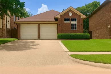 Lake Lewisville Home For Sale in Lewisville Texas