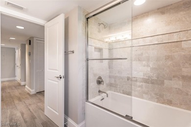 Welcome to Shorewood, one of the most luxurious properties on - photo 15