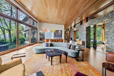Welcome to Sea Haven, a breathtaking oceanfront estate where - photo 21