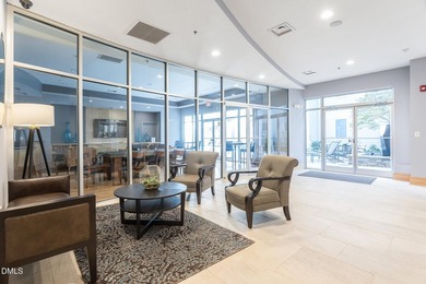 Beautiful two-bedroom condo in the heart of the entertainment - photo 22