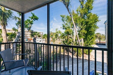 Welcome to Shorewood, one of the most luxurious properties on - photo 36