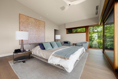 Welcome to Sea Haven, a breathtaking oceanfront estate where - photo 40