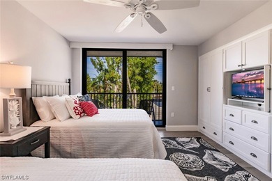 Welcome to Shorewood, one of the most luxurious properties on - photo 45